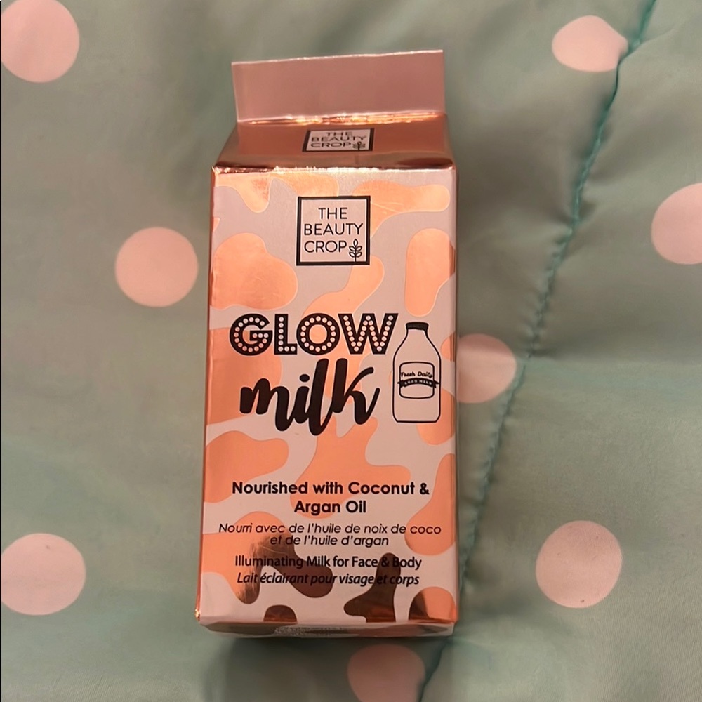 The Beauty Crop Glow Milk - Illuminating Milk